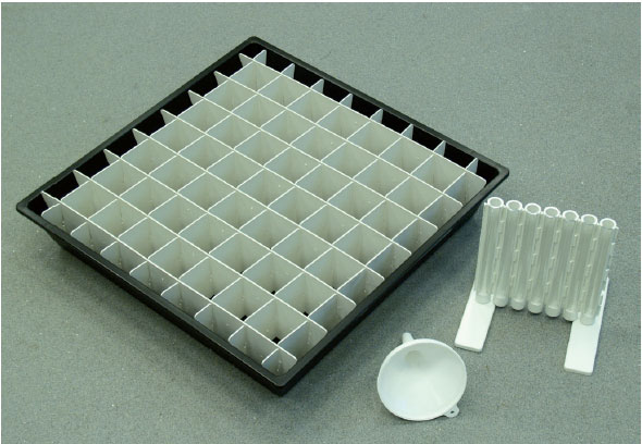 Spridarbackar med tillbeh&ouml;r